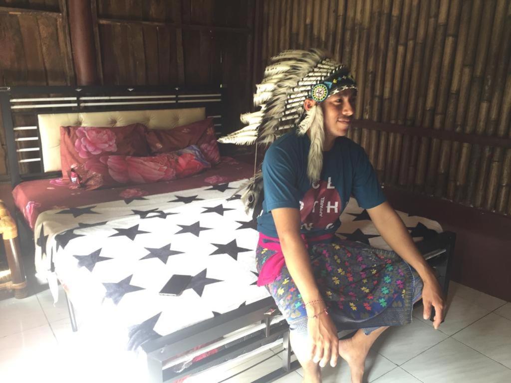 Made Roejas Homestay อูลูวาตู ภายนอก รูปภาพ