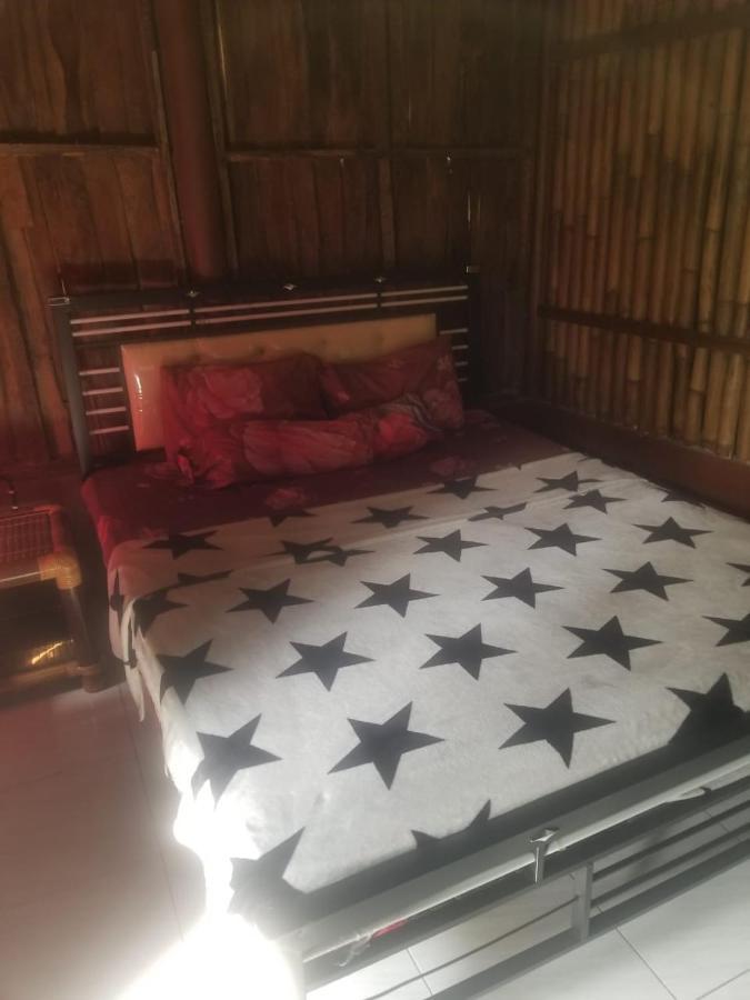 Made Roejas Homestay อูลูวาตู ภายนอก รูปภาพ