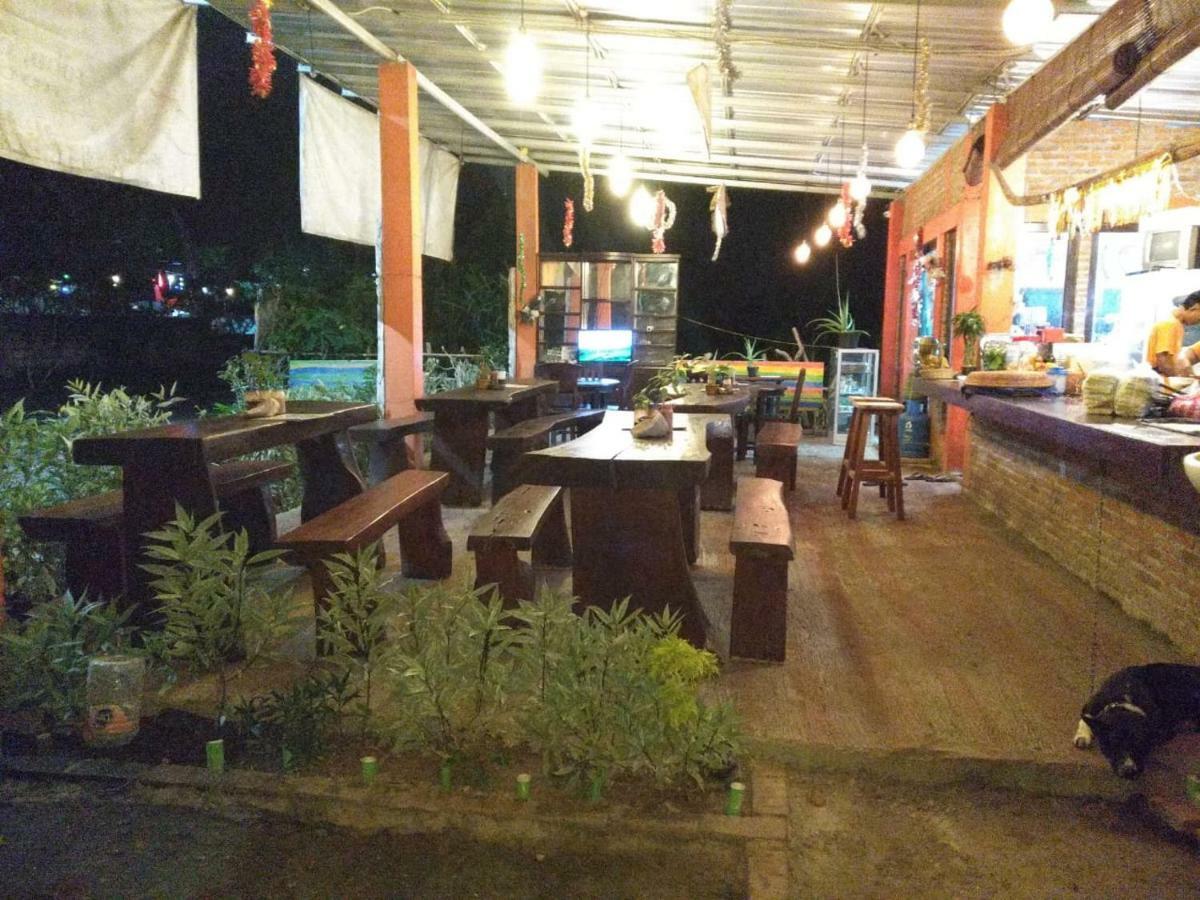 Made Roejas Homestay อูลูวาตู ภายนอก รูปภาพ