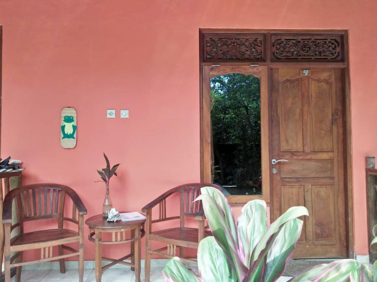 Made Roejas Homestay อูลูวาตู ภายนอก รูปภาพ